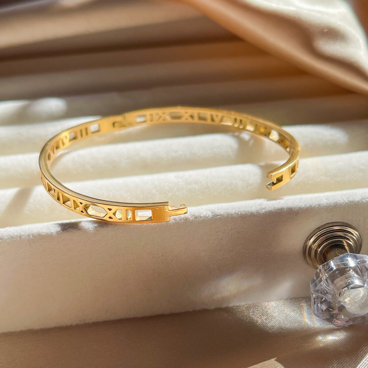 Roman Numerical Bracelet | 18K Gold Plated