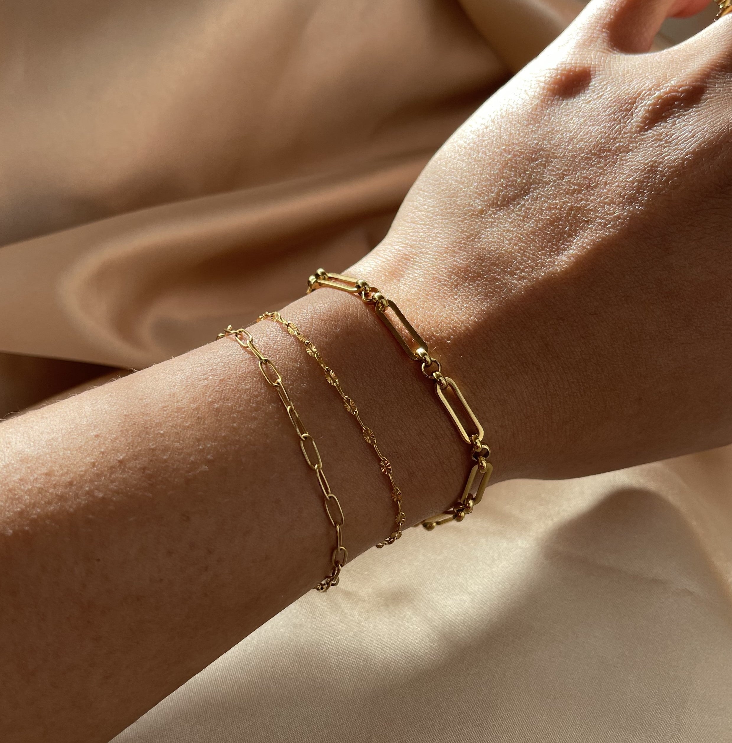 18ct Gold Bonded Gypsy Link Bracelet - JV Jewellers & Pawnbrokers