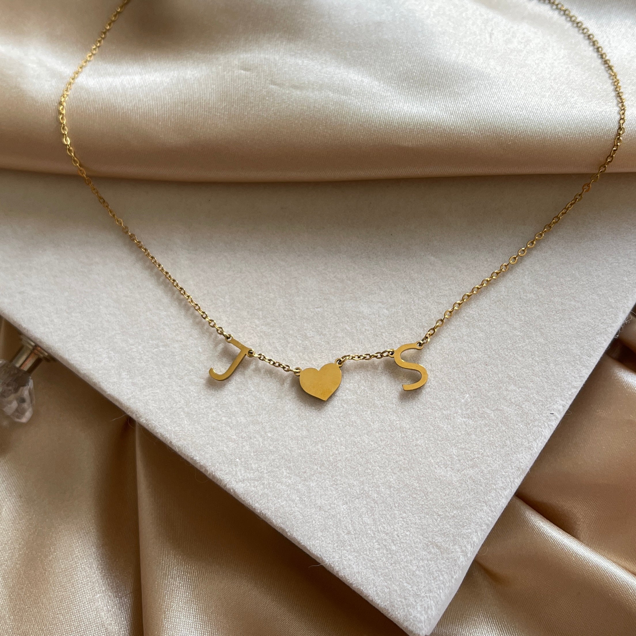 Name discount alphabet necklace